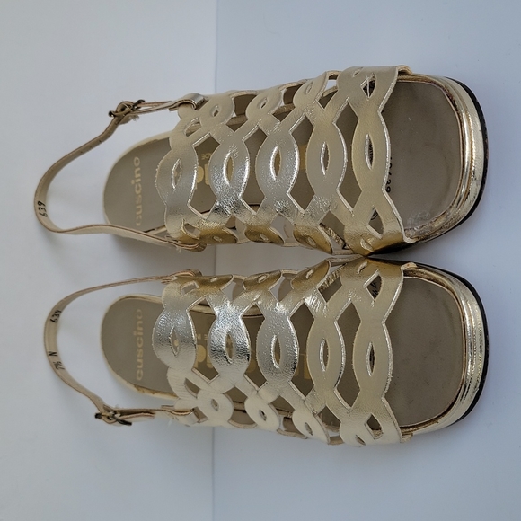Lifestride Cuscino Vintage Made In USA Vintage Gold Block Heeled Sandals 7.5 N - Picture 2 of 16